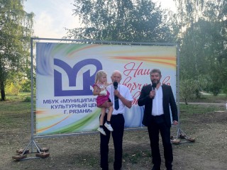 Александр Кривов и Сергей Караев поздравили юных рязанцев с Днем знаний