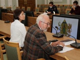 Александр Кривов принял участие в совещании городской Думы